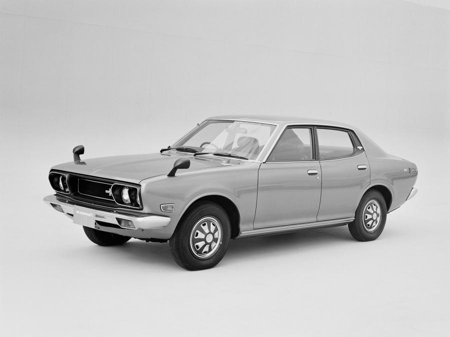  Datsun Bluebird U Sedan 1971 года  (фото 3 из 6)